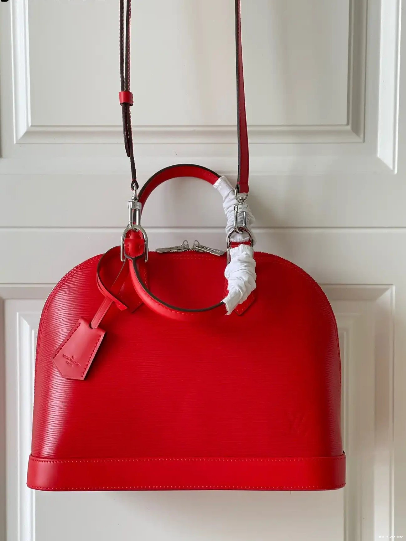 AAA Pruses Bags ALMA LOUIS PM VUITTON 0520